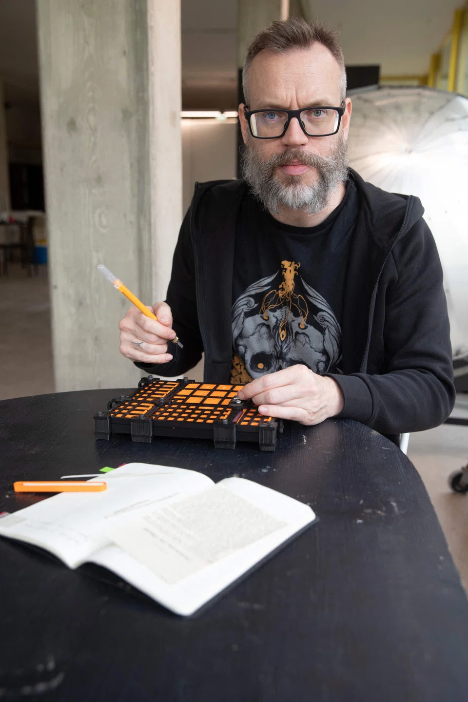 Austrian artist Andreas Joska-Sutanto has been toiling away for years at cutting up Adolf Hitler's manifesto "Mein Kampf" in a bid to "deconstruct" its negativity, while rearranging it into a cookbook.