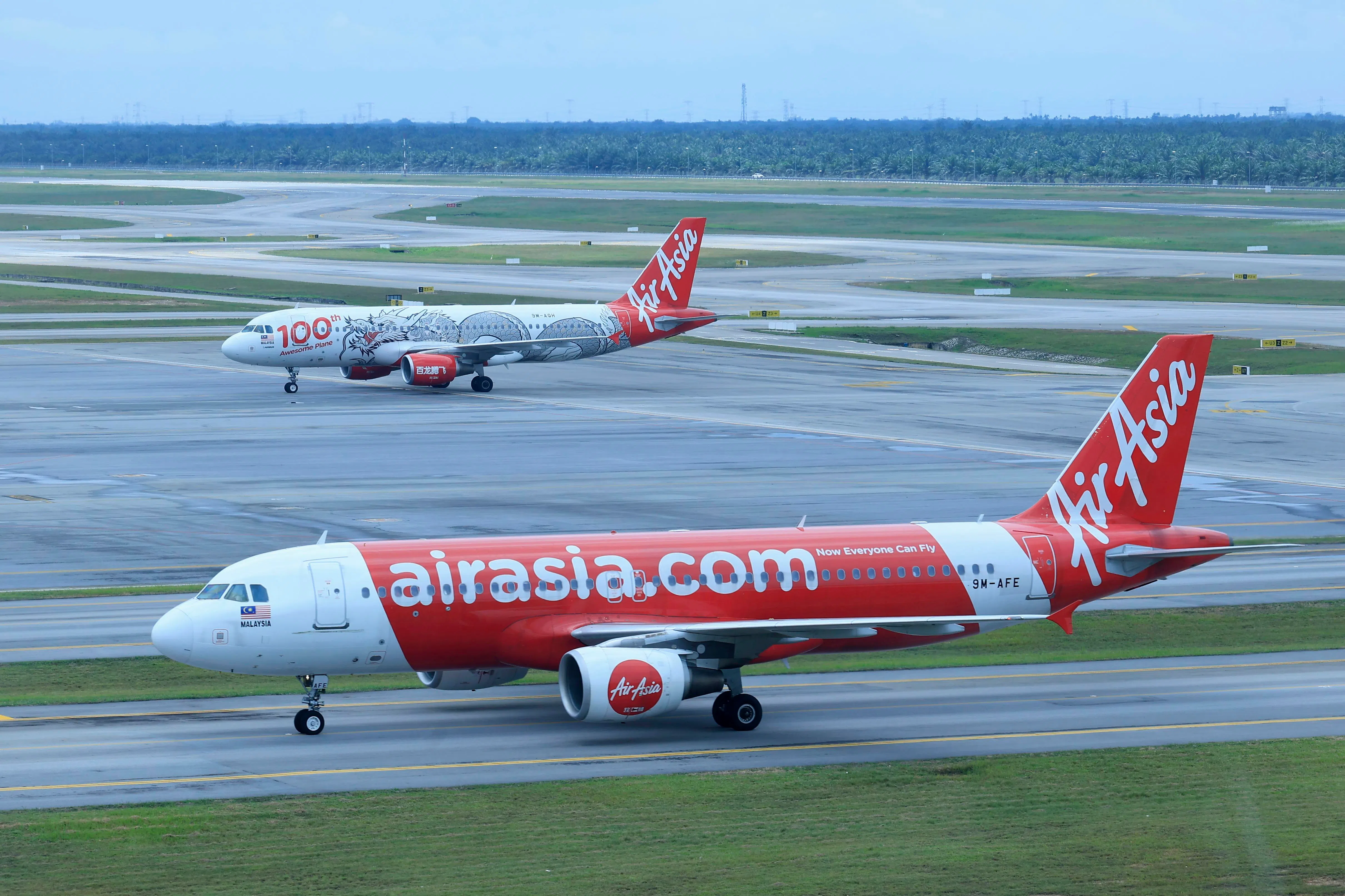 AirAsia plans up to US$600 million bond to cut borrowing cost: sources -  The Business Times