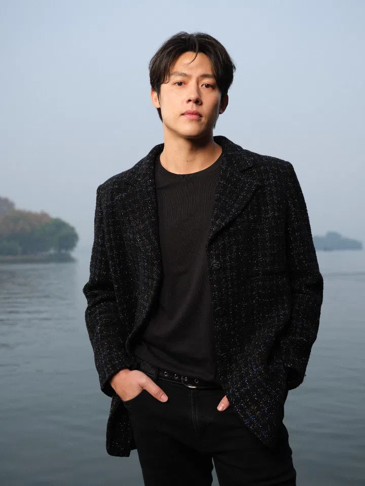 chanel metiers d'art 2024/2025 hangzhou show mark prin