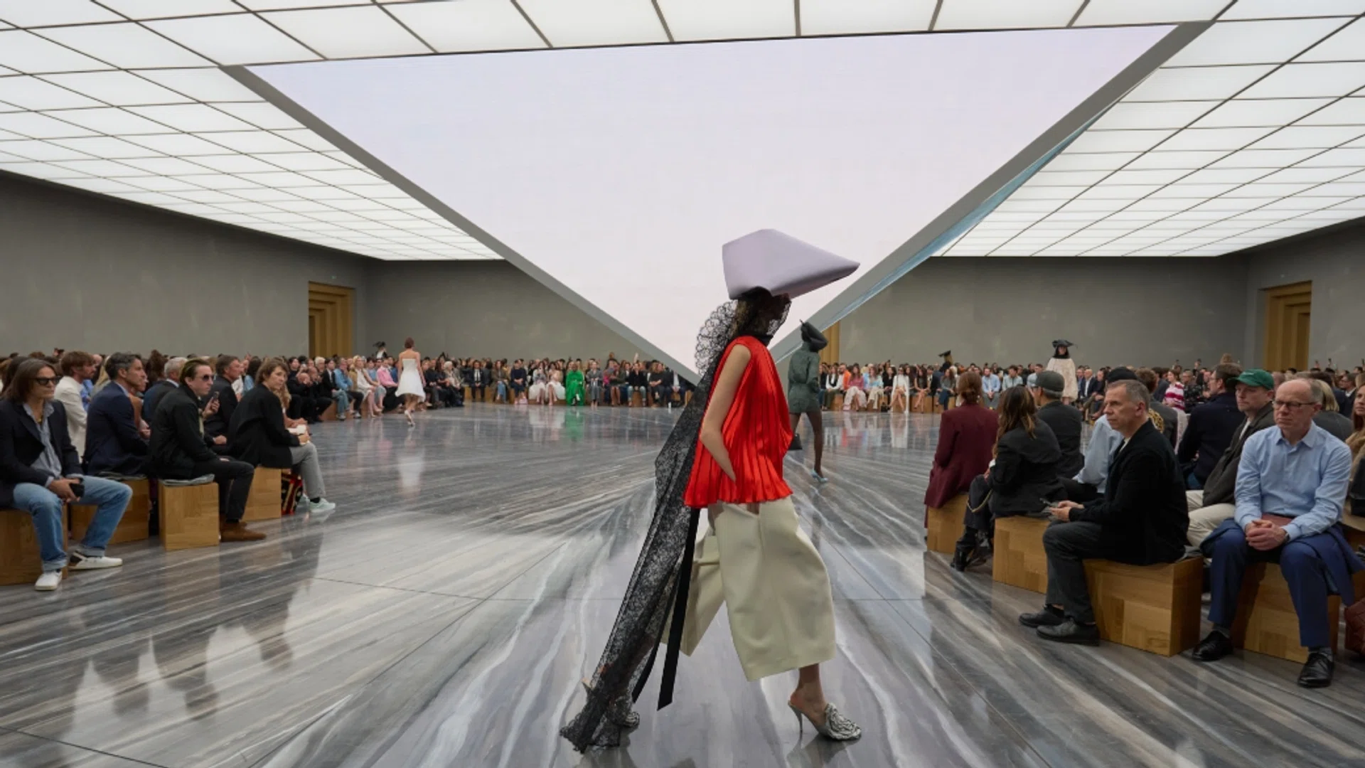 dior ss26 show jonathan anderson