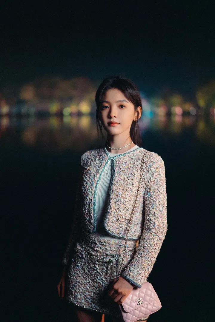chanel metiers d'art 2024/2025 hangzhou show zhang ruonan