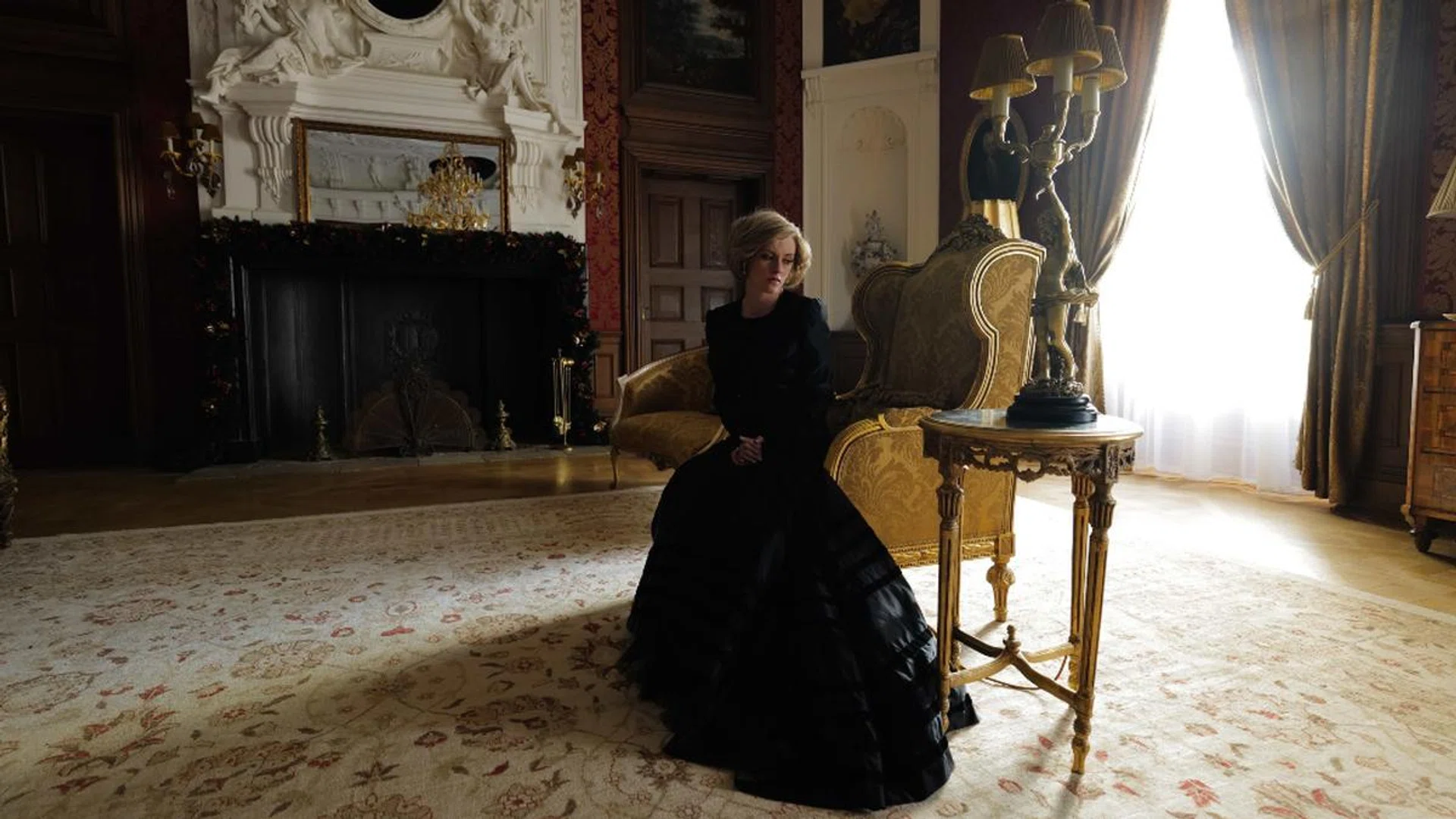 spencer film chanel costume