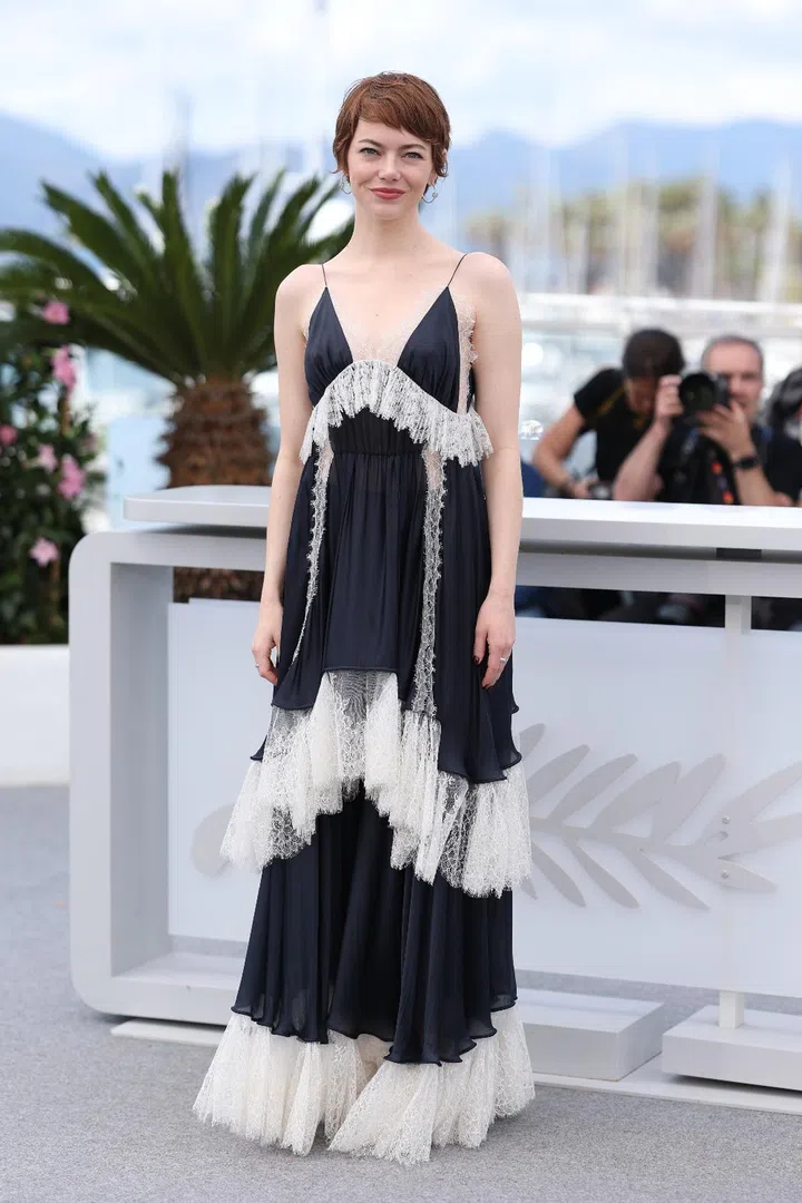 EMMA_STONE_-_LOUIS_VUITTON_-_CANNES_FILM_FESTIVAL_