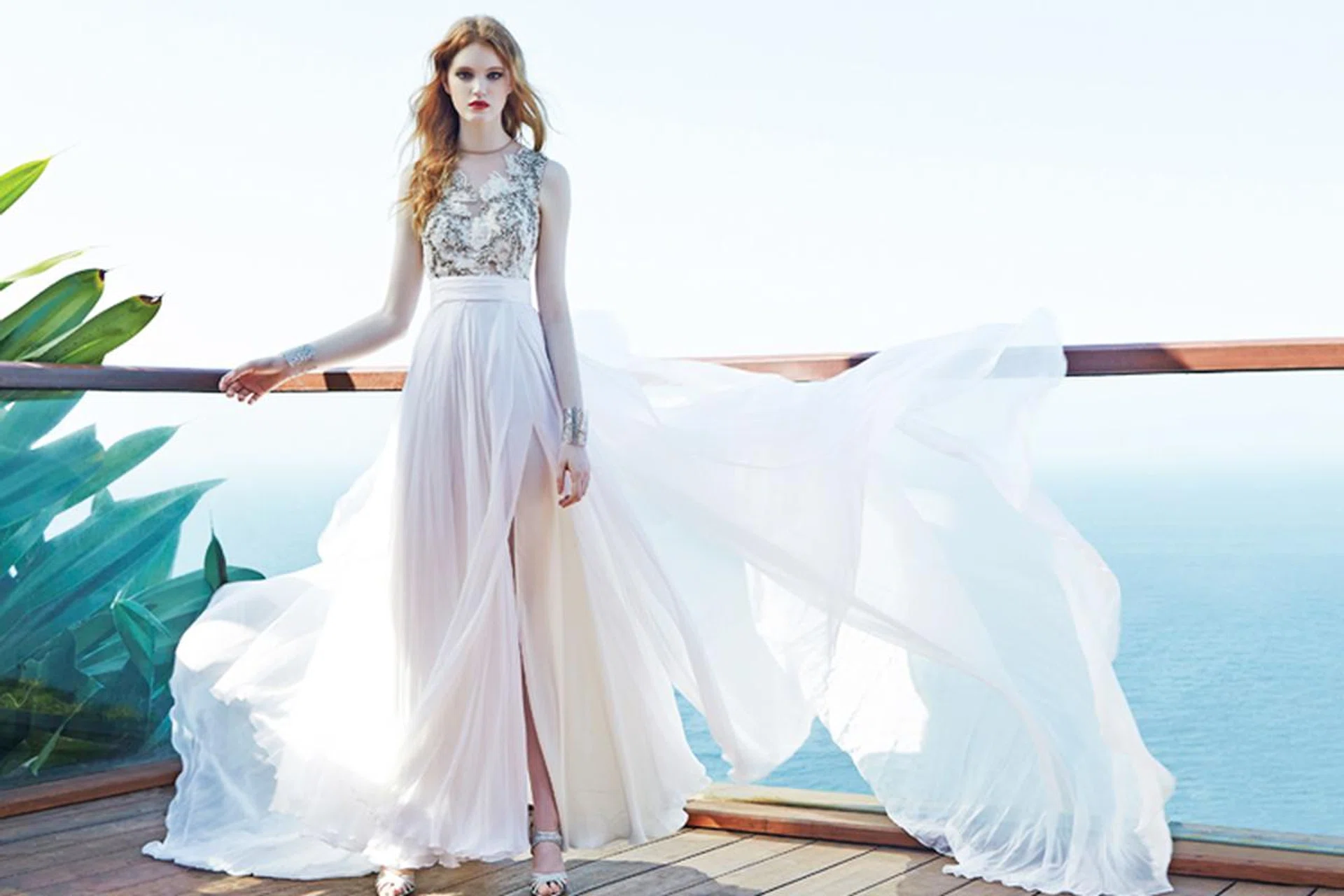 Summer Romance! 9 Wedding Dresses For Glam Beach Celebration | FZINE  Singapore
