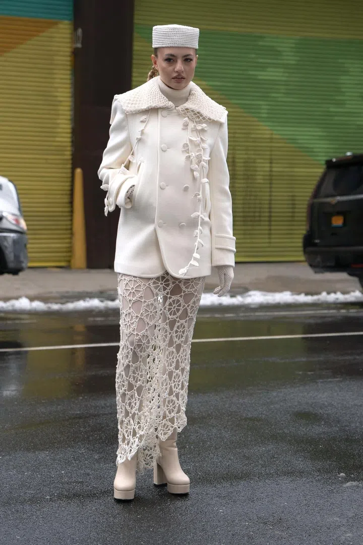 street style white dress