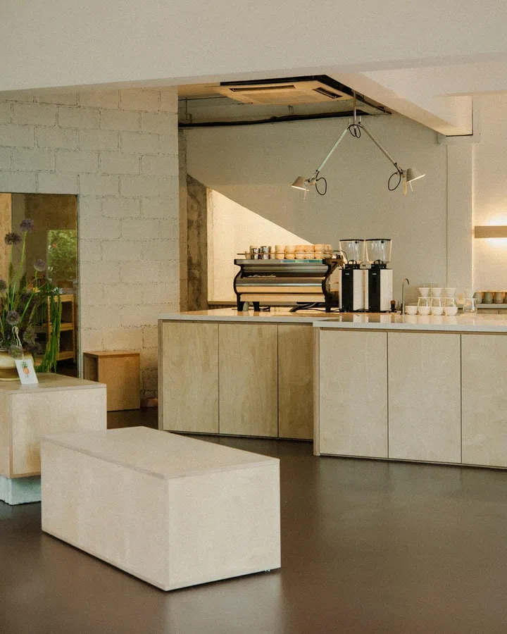 Apartment Roastery by Apartment Coffee