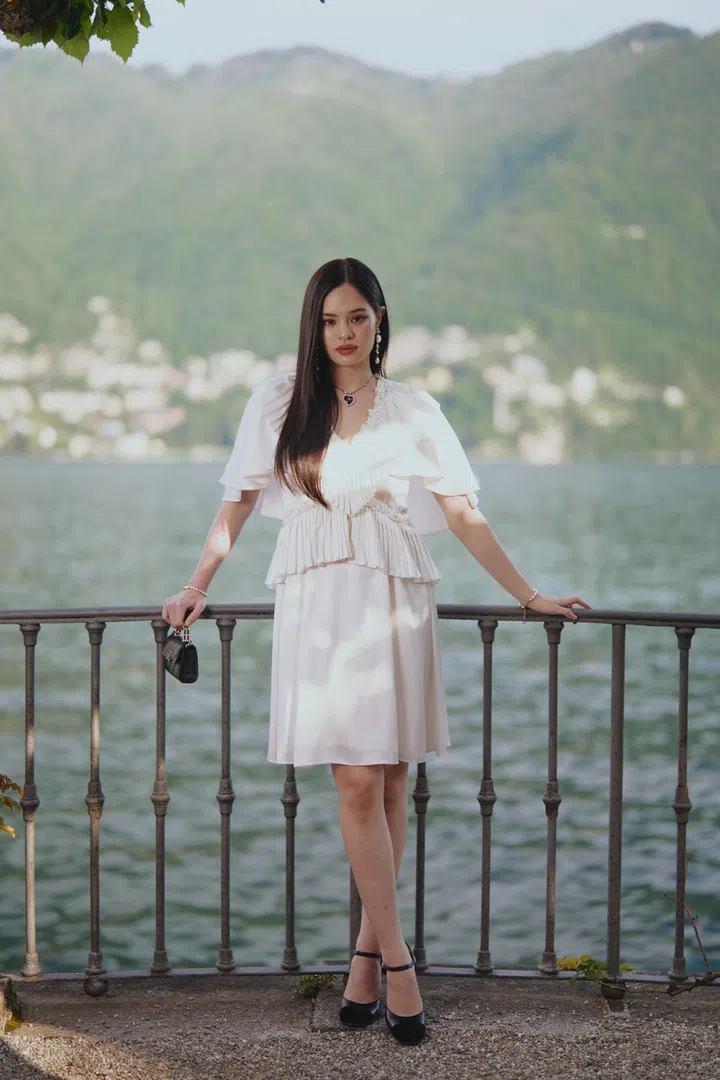 chanel lake como ally