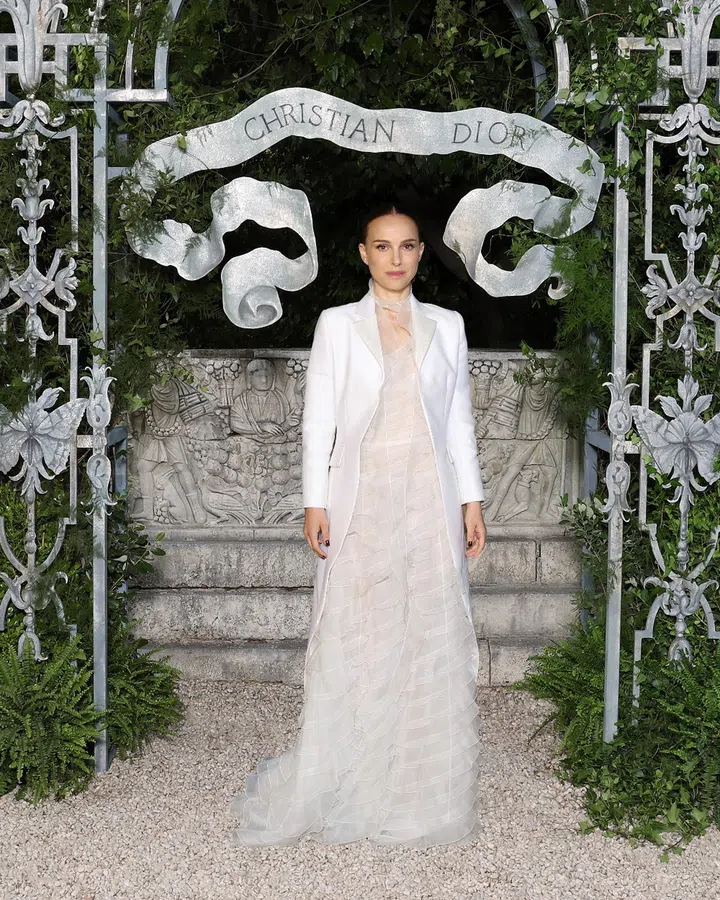 NATALIE PORTMAN DIOR CRUISE SHOW 2026