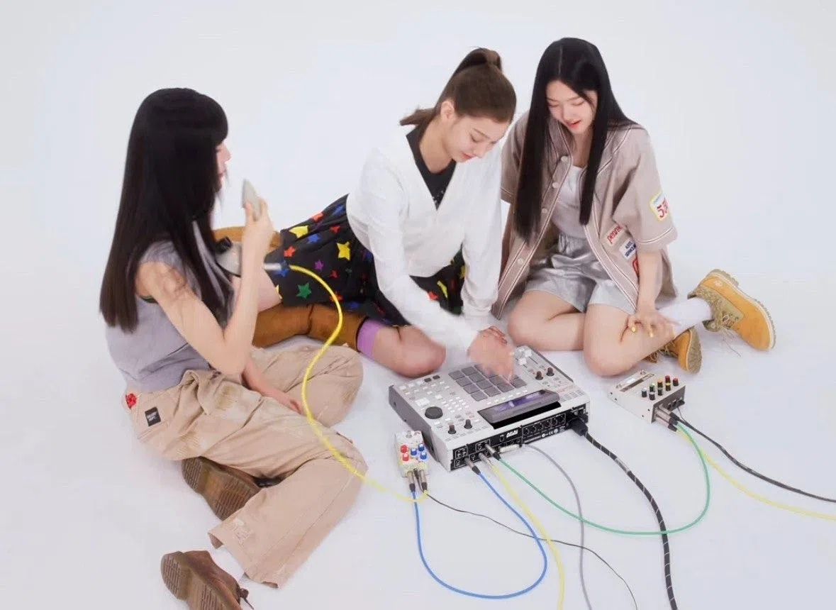 K-POP・アジア PNKD k-pop | FZINE Singapore