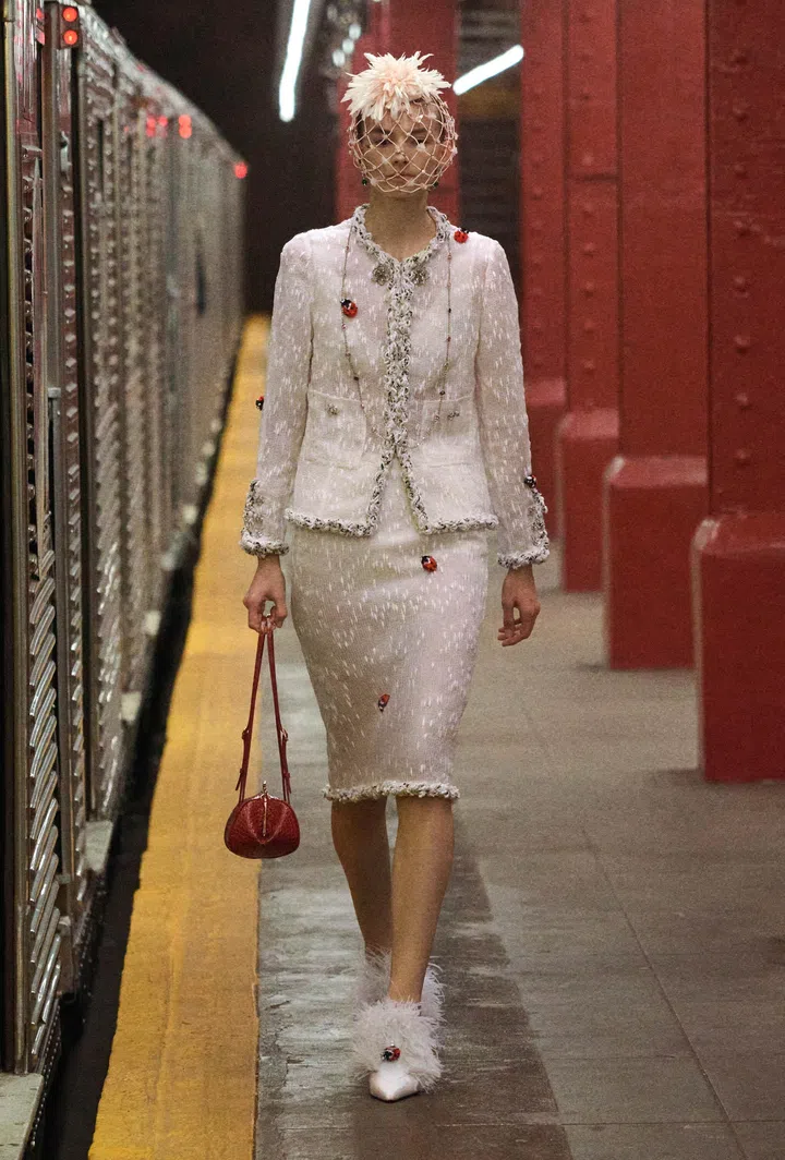 Chanel Metier d’Art 2026 - ladybug skirt suit set