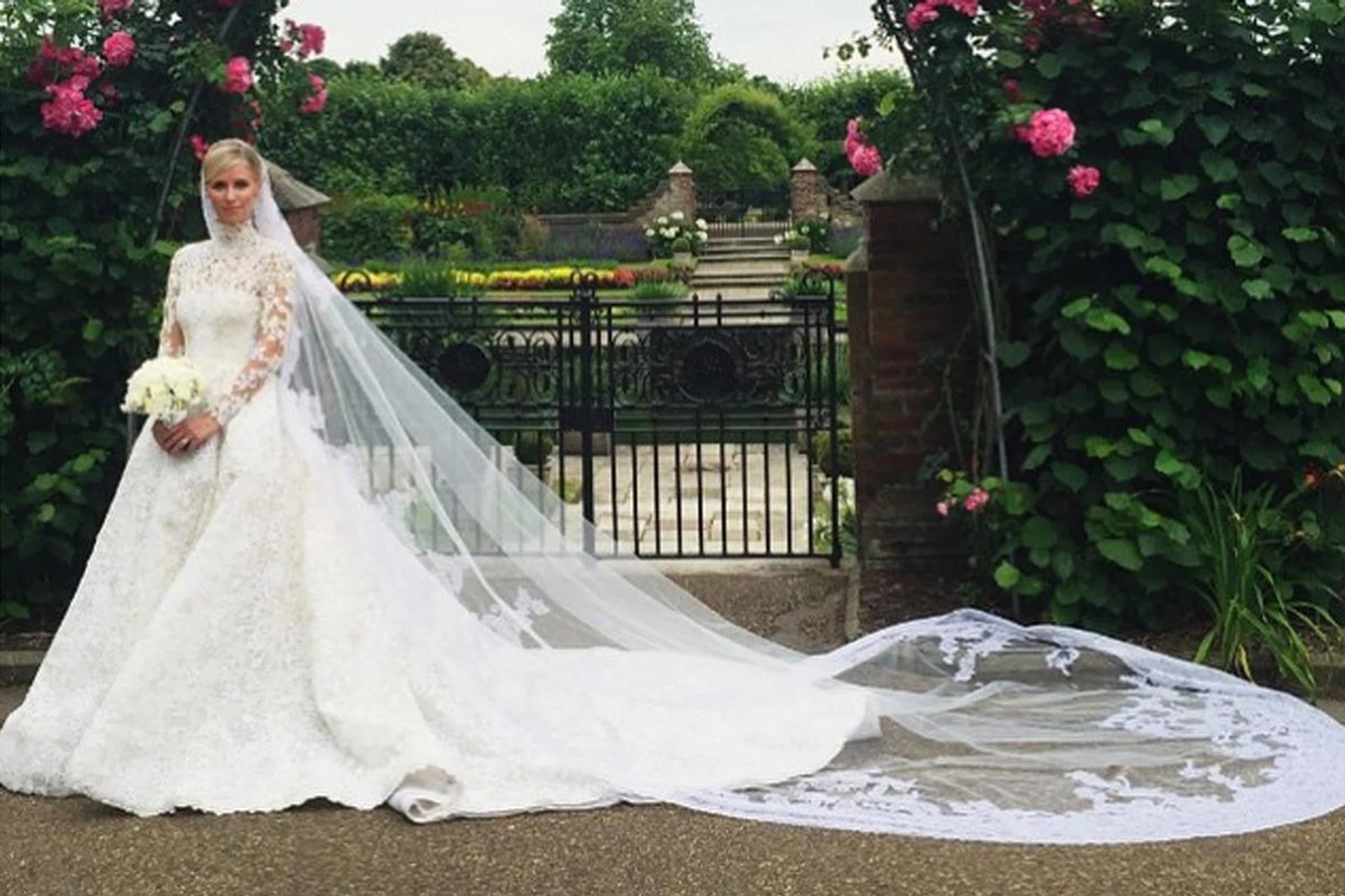 white satin long dress self-portrait - White Lace Satin Long Sleeve Maxi Dress
