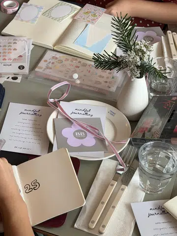 Girls social clubs Singapore