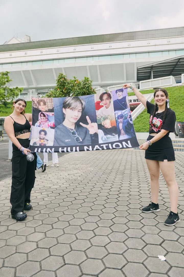 seventeen right here concert 2025 singapore