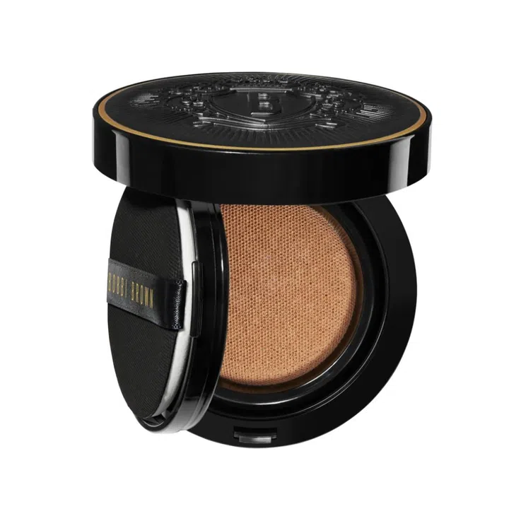 Bobbi Brown Weightless Skin Cushion Foundation SPF 40