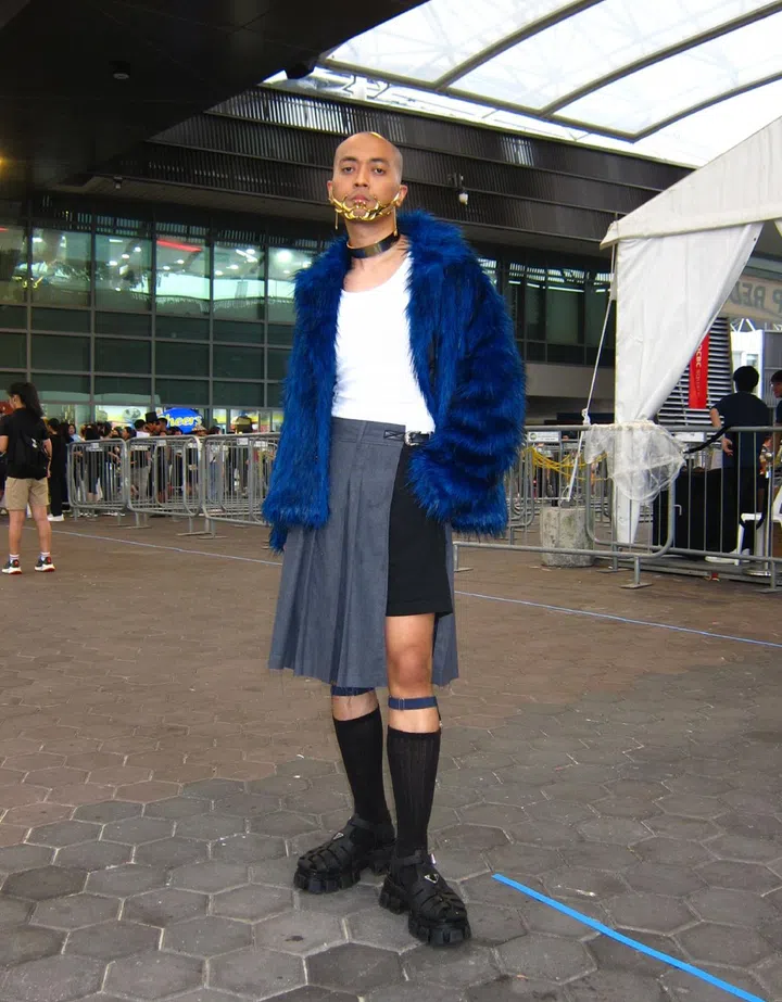 lady gaga mayhem concert tour outfit inspo fur coat