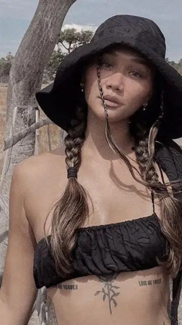 Euphoria's Alexa Demie Proves That Cutout Dresses Are Still In | FZINE  Singapore