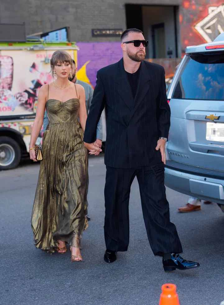Taylor Swift Travis Kelce street style New York