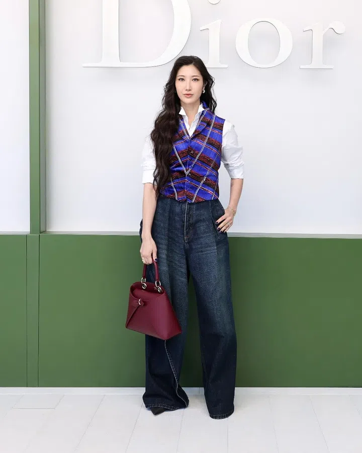 ejae dior paris fashion week