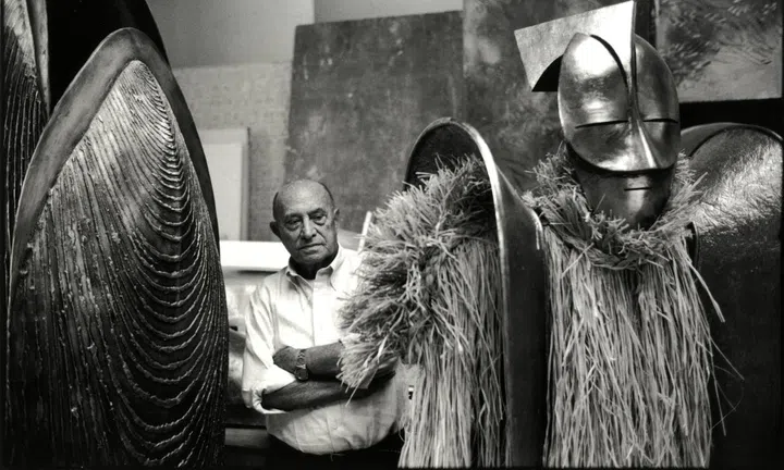 fendi Arnaldo pomodoro