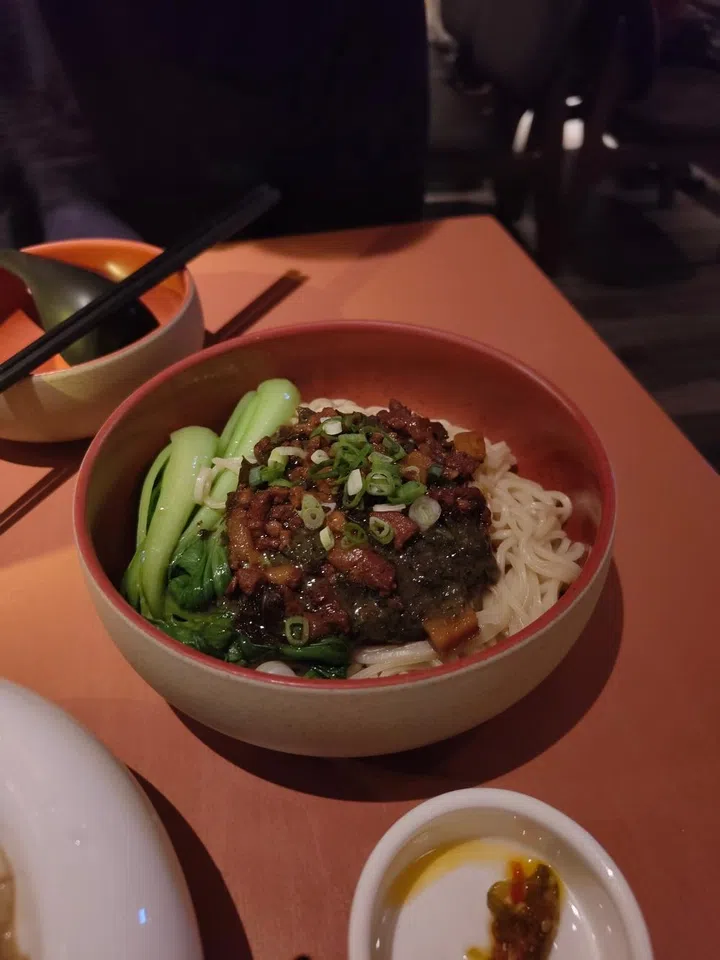 Authentic Taiwanese minced pork noodles at Wang Li’s fried noodles store, a must visit food spot in Taipei for designers and food travelers