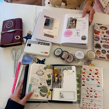 Handmade leather journals Singapore