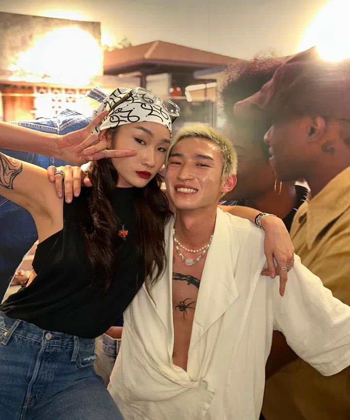 singapore couple