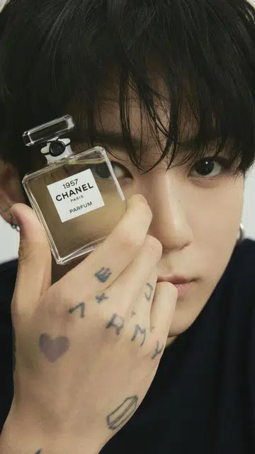 Chanel 1957 perfume BTS Jung Kook