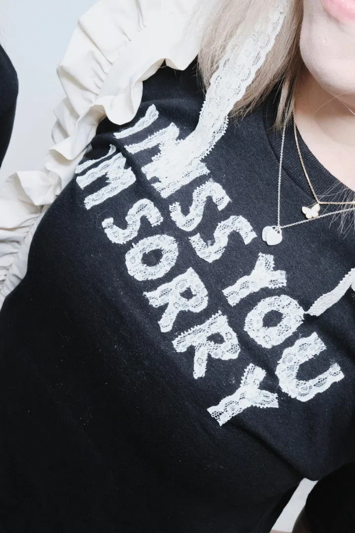 i miss you i'm sorry gracie abrams singapore sg concert outfit