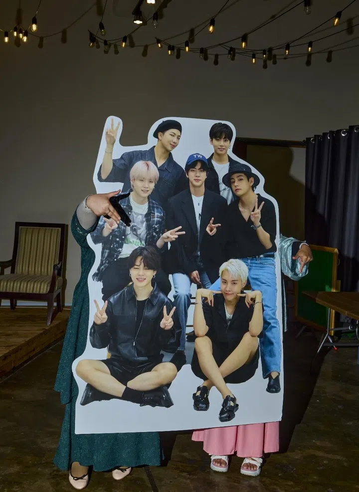 bts the bora dot arirang comeback party singapore