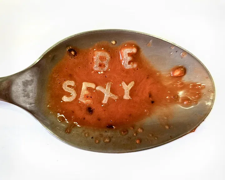 hee ker ru art spoon