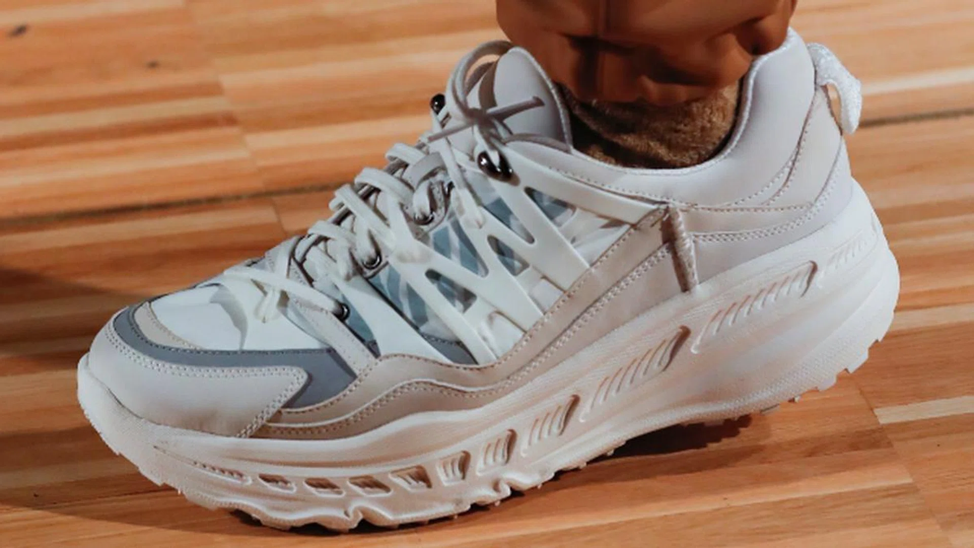 under the radar sneakers