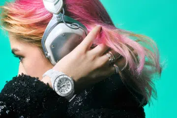 chanel j12