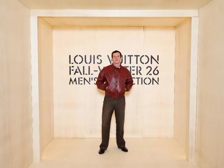 callum turner mens Louis Vuitton 2026 show