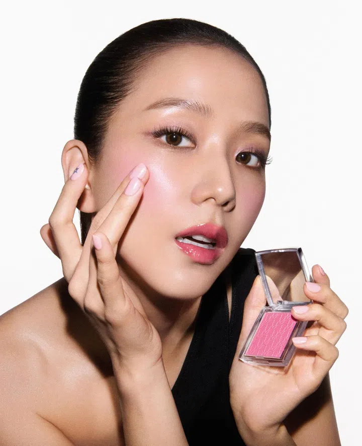 Blackpink jisoo miss dior dior backstage 2025