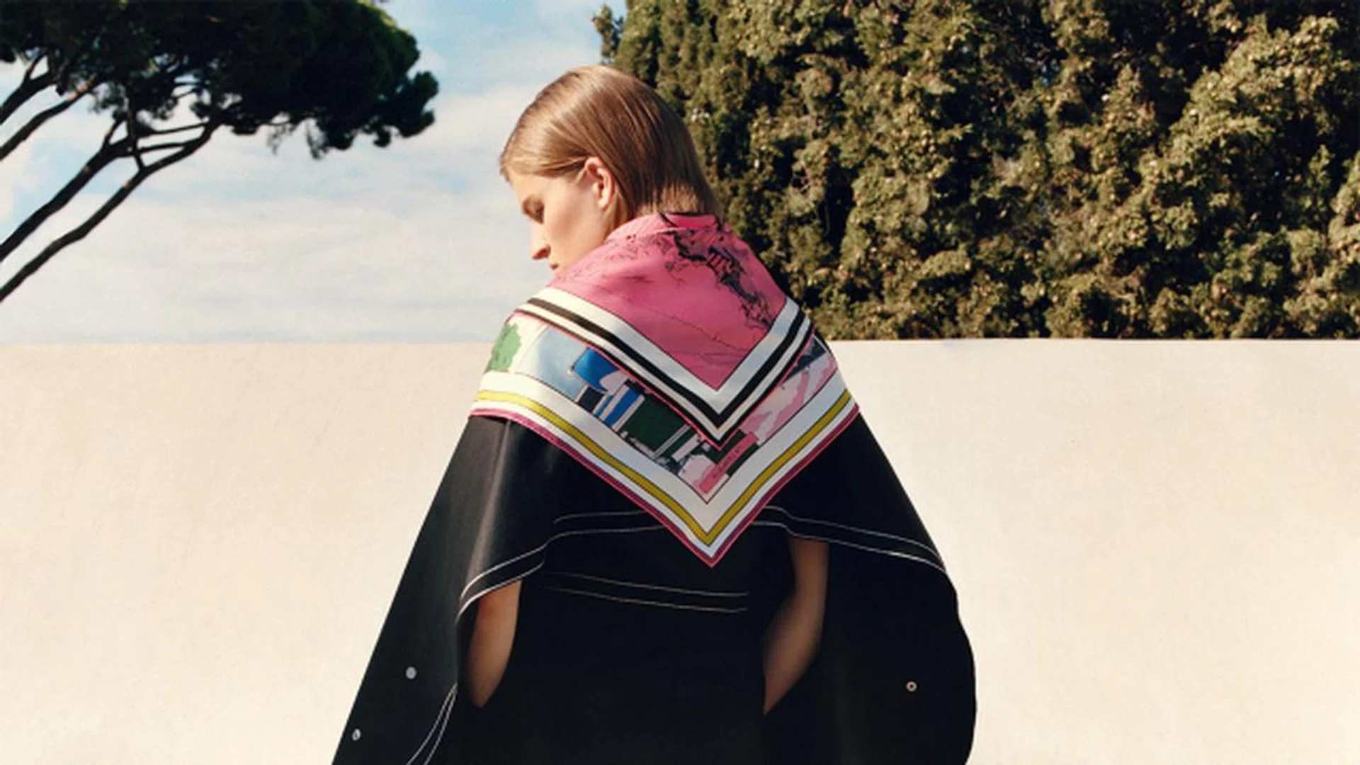 hermes-double-faced-scarves-art-design