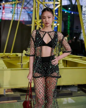 jennie chanel paris fashion week 2026
