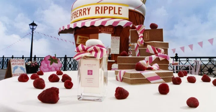 Just-Because-English-Seaside_Campaign_Raspberry-Ripple-100ml-Cologne