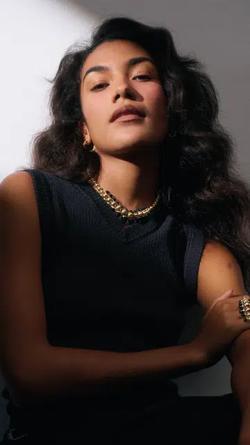 Olivia Dean for Cartier