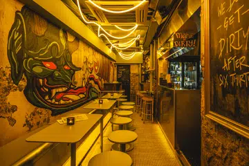 dirty supper tiong bahru