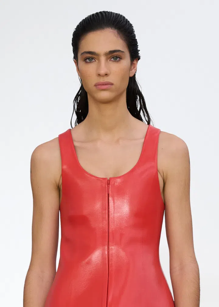 Slicked back wet hair at Loewe spring summer 2026