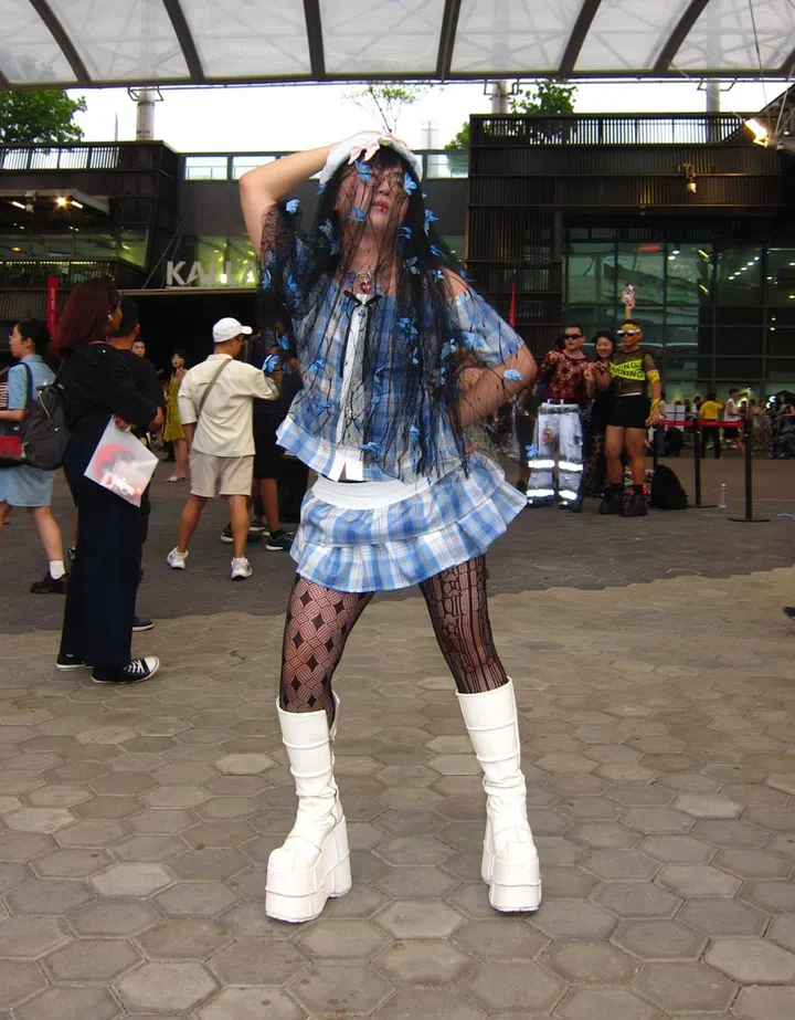 lady gaga mayhem concert tour outfit inspo concert sg