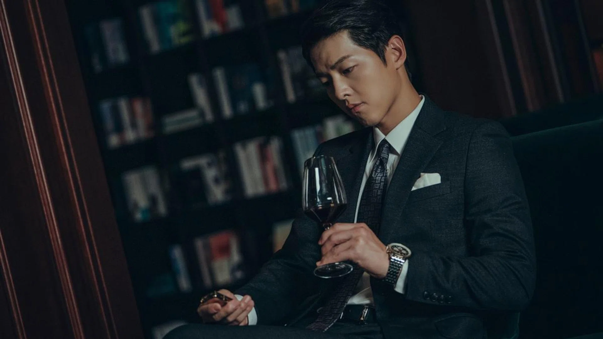 vincenzo song joong ki watch