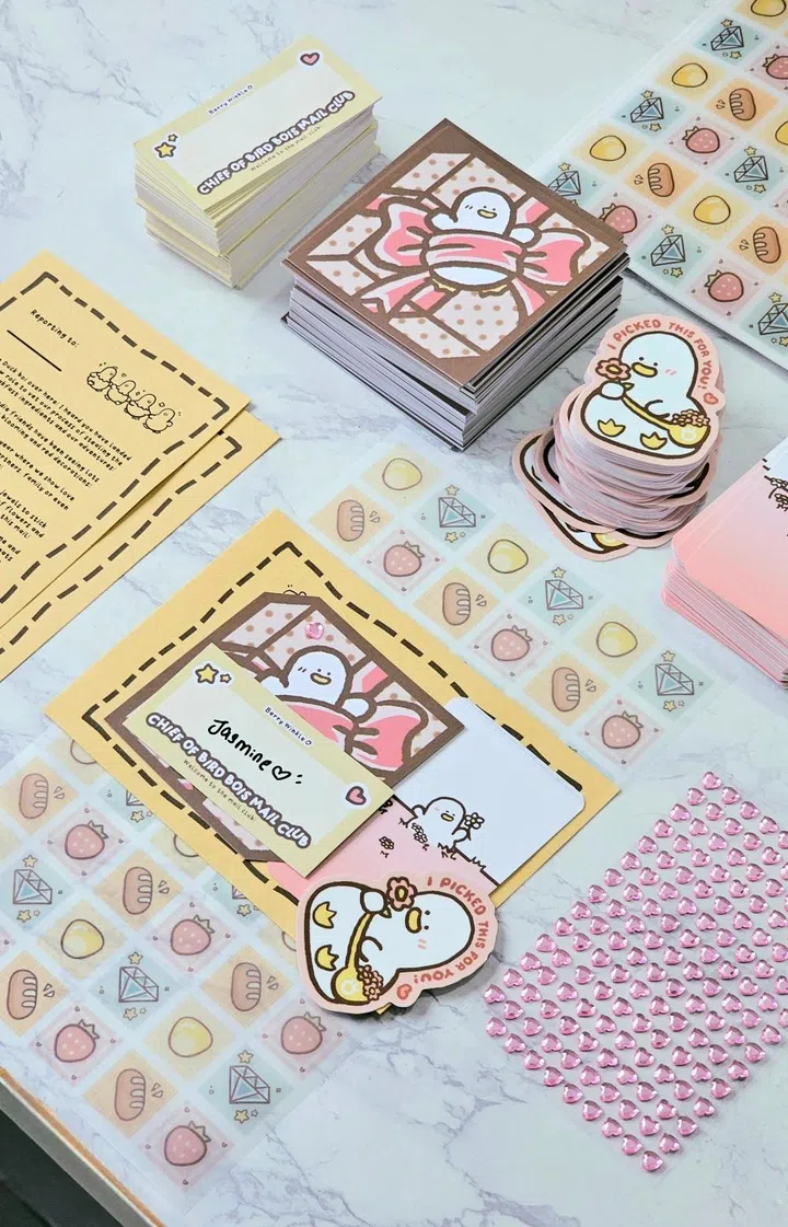 snail mail clubs Singapore - Berry Winkle