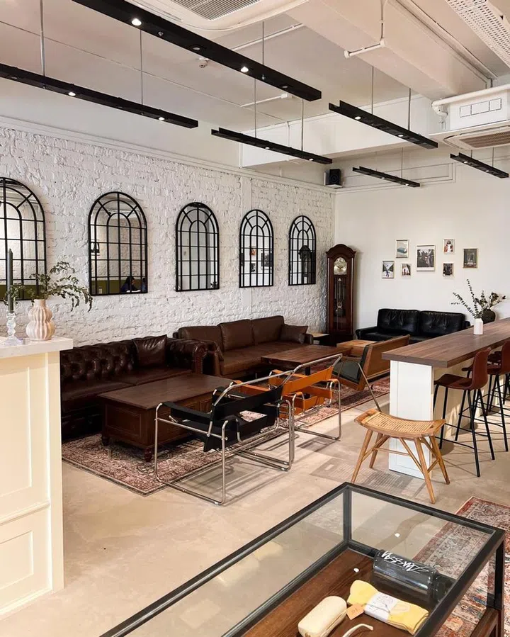 Uptown singapore cafe