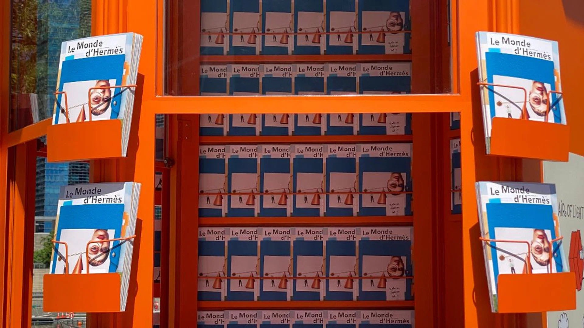 Enjoy A Slice Of Paris At The Monde d'Hermes Kiosk Pop-Up | FZINE