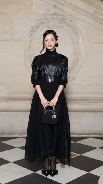 dior haute couture ss25 2025 jisoo jenna ortega anya taylor joy