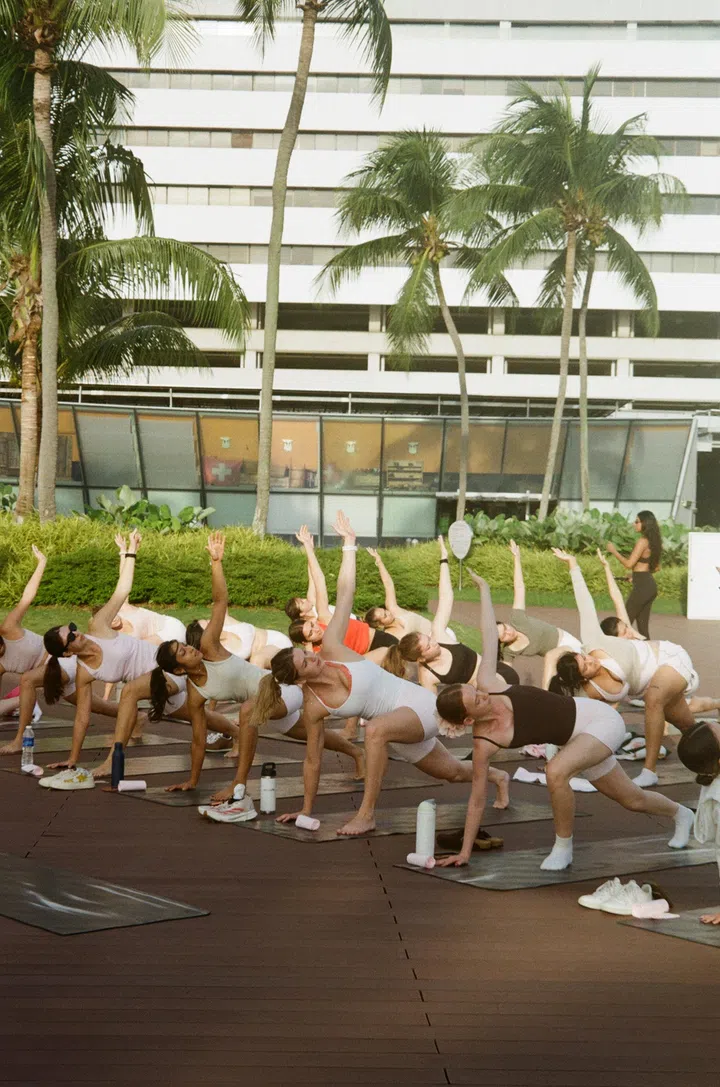 Girls social clubs Singapore - Singapore Sosh