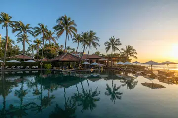 The pool overlooking the sea at Anantara Mui Ne