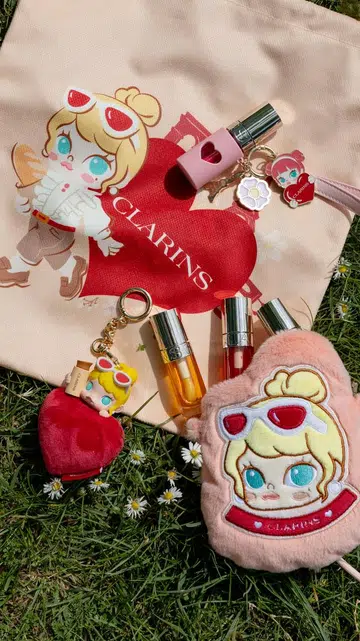 clarins pop mart molly collaboration