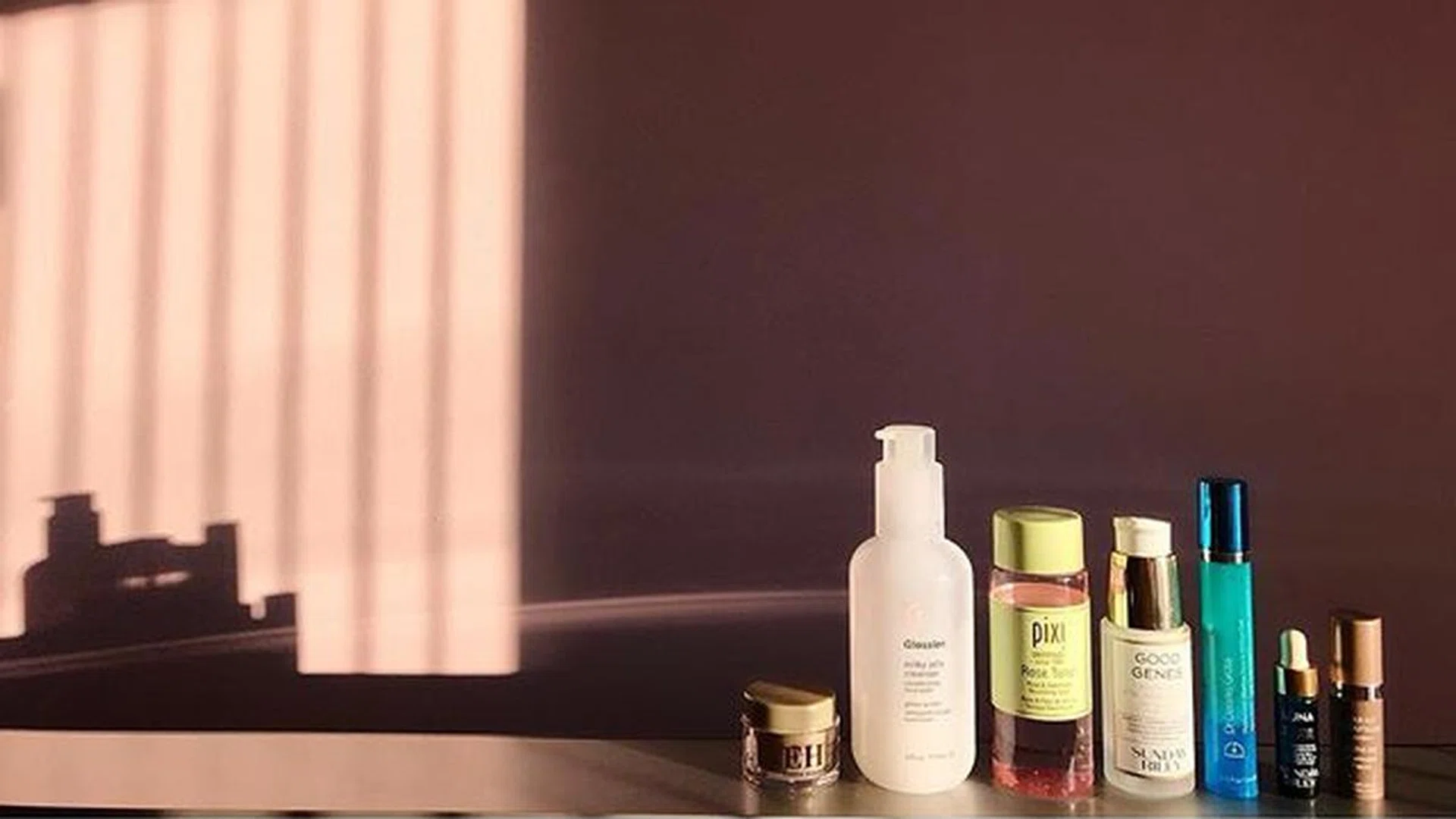 Image : Instagram (@socialskinroutine) 